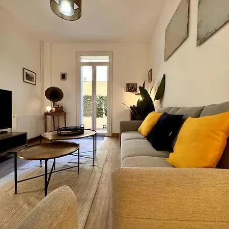 Nouveau - 100m2 Avec Terrasse A 1 Min De La Place De La Comedie