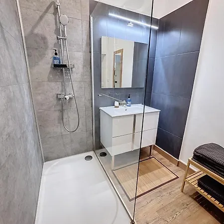 Apartmán Nouveau - 100m2 Avec Terrasse A 1 Min De La Place De La Comedie